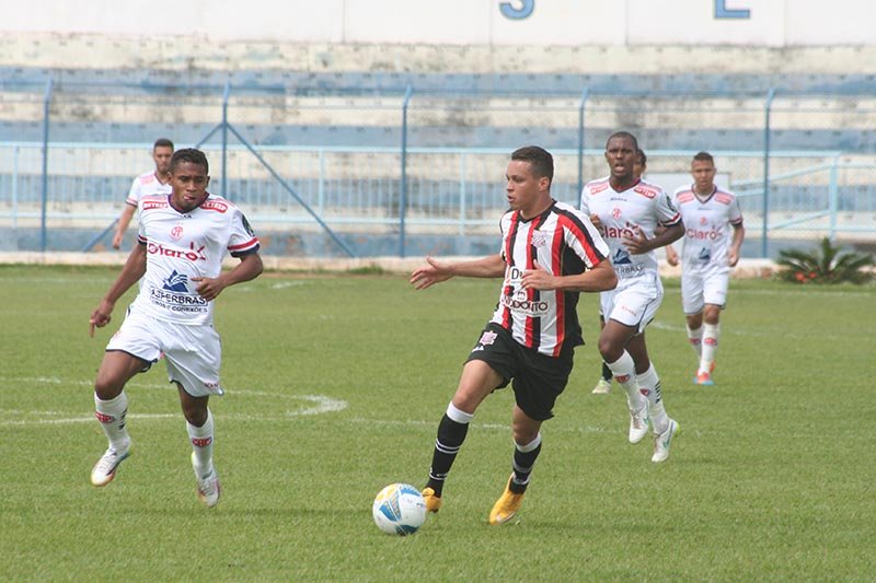 Penapolense pode assumir hoje liderança do grupo