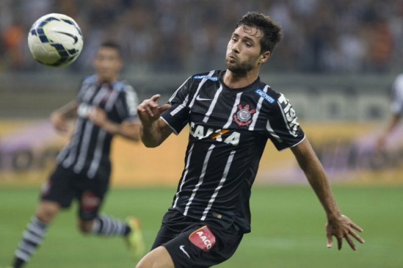 Corinthians enfrenta o Atlético/PR hoje