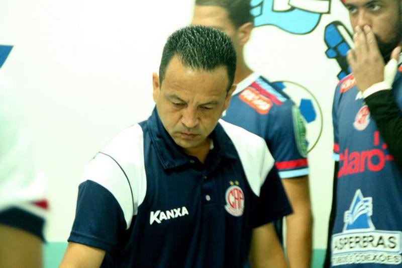 Penapolense e Linense iniciam briga por final