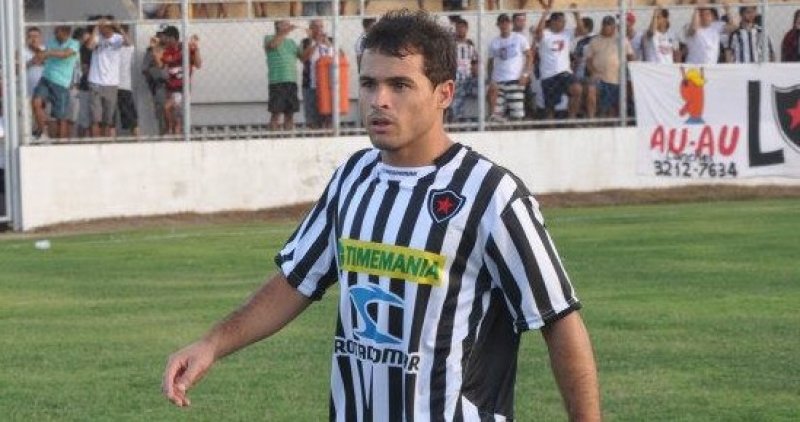 C.A. Penapolense apresenta meia Doda