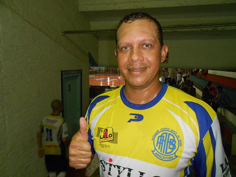 Amigos araçatubenses se juntam para a disputa do Futsal Master