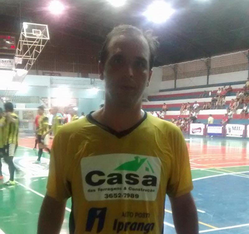 Experiente, Conrado defende a Casa das Ferragens no 6º Futsal Master