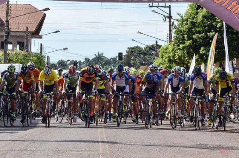 Ciclismo compete em Maracaí