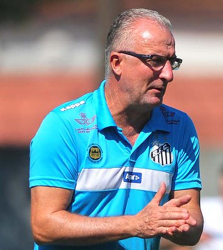 Dorival não confirma time do Santos