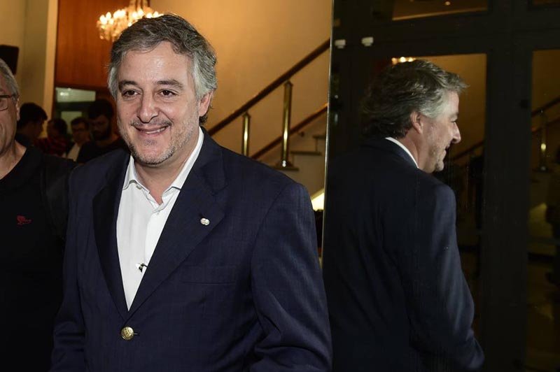 Nobre elogia centroavante Fred e diz: “Interessa a qualquer clube”