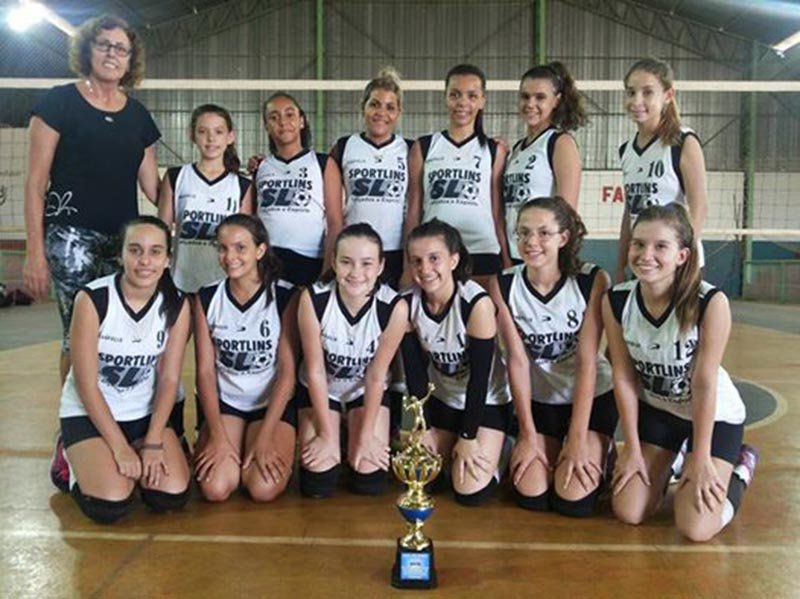 Vôlei Feminino Mirim é campeão em Indiaporã