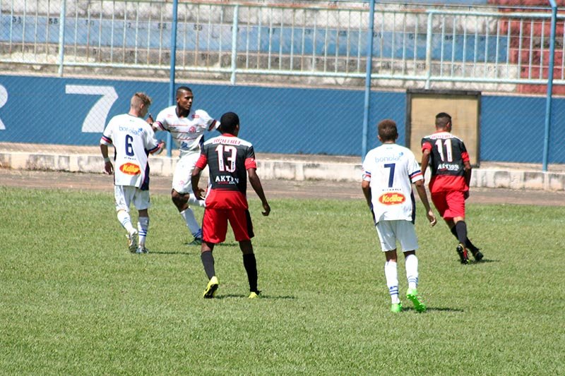 Sub-15 e 17 jogam contra Grêmio Prudente
