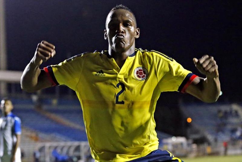 Palmeiras anuncia contratação de zagueiro colombiano