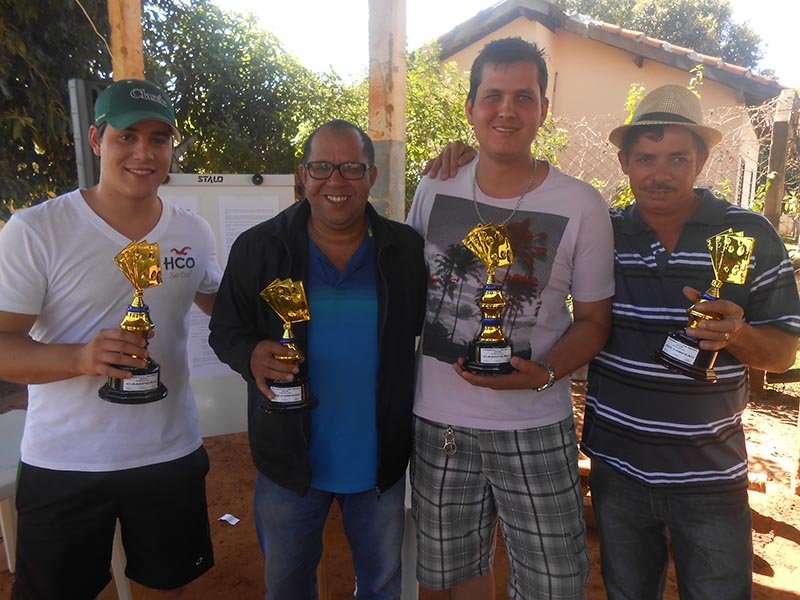 Torneio de Truco reúne 26 duplas no Jardim Eldorado