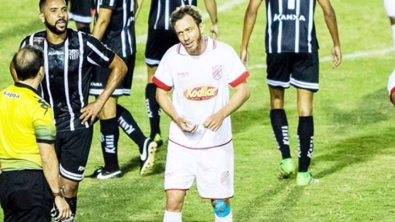 Penapolense acerta com André Cunha