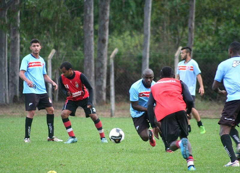Penapolense vence o Guarani e hoje pega o Linense
