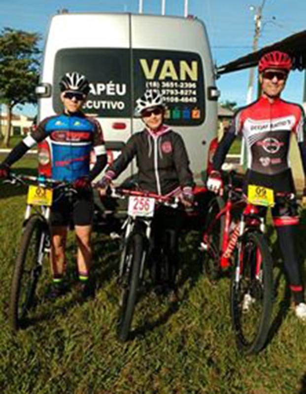 Ciclistas participam de prova em Junqueirópolis