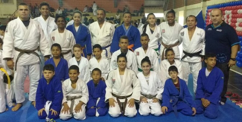 Judô conquista medalhas em Mauá e Junqueirópolis