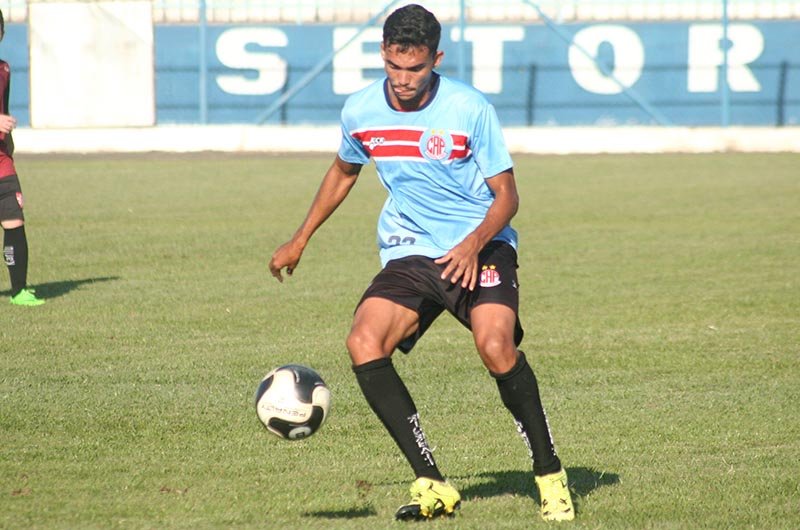 Neilson e Carpini vão embora, Brunão chega