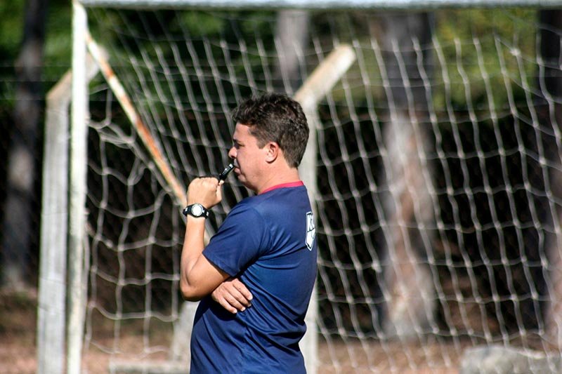 Técnico Evaristo Piza quer iniciar bem a Copa Paulista