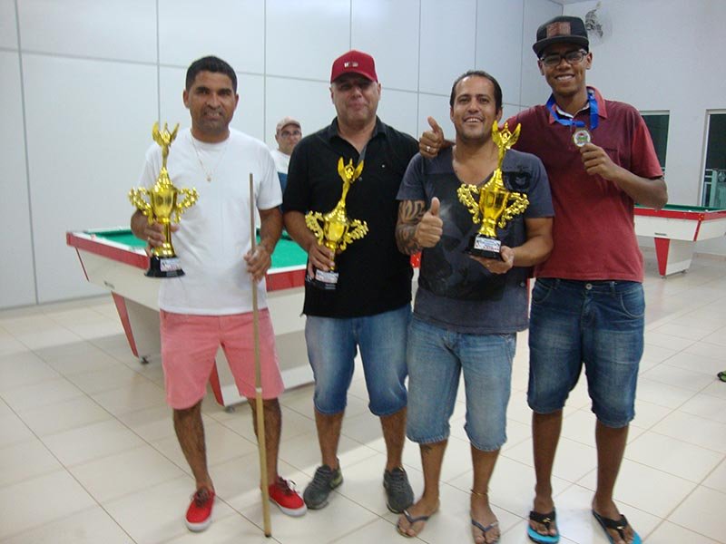 Lago Azul: José Luis vence Torneio de Bilhar