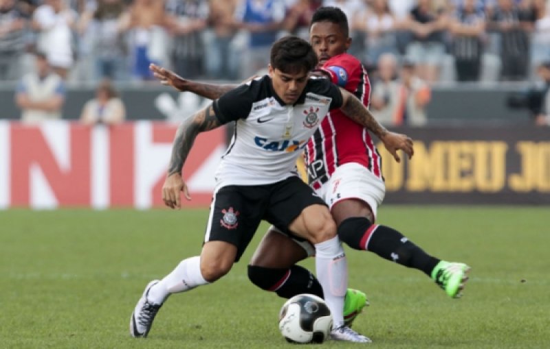 Corinthians e São Paulo se enfrentam em Itaquera