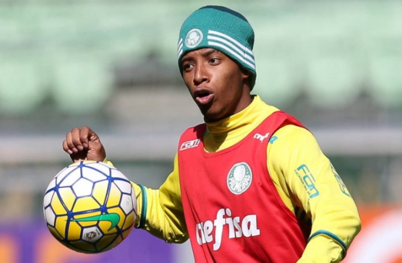 Palmeiras enfrenta a Chapecoense