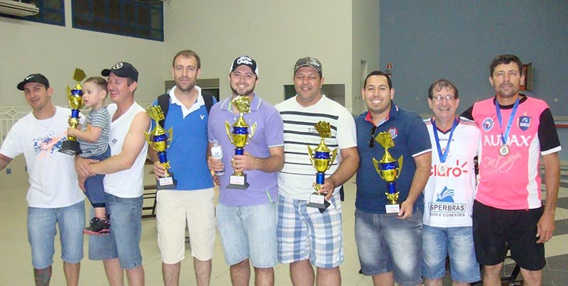 Paulo Reginaldo e Bruno Fernando vencem truco