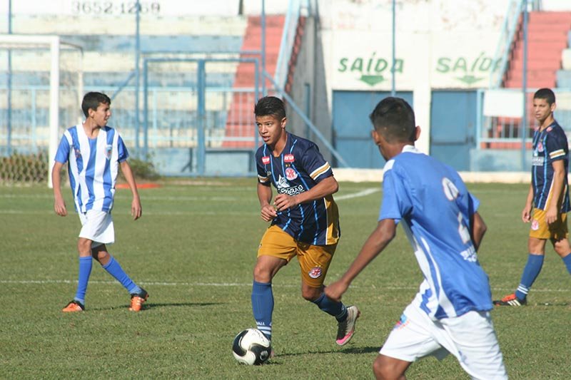 CAP: Sub-17 é goleado em Santos