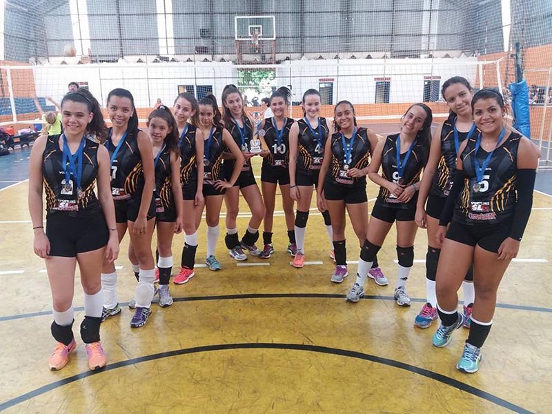 Vôlei Feminino Mirim é campeão