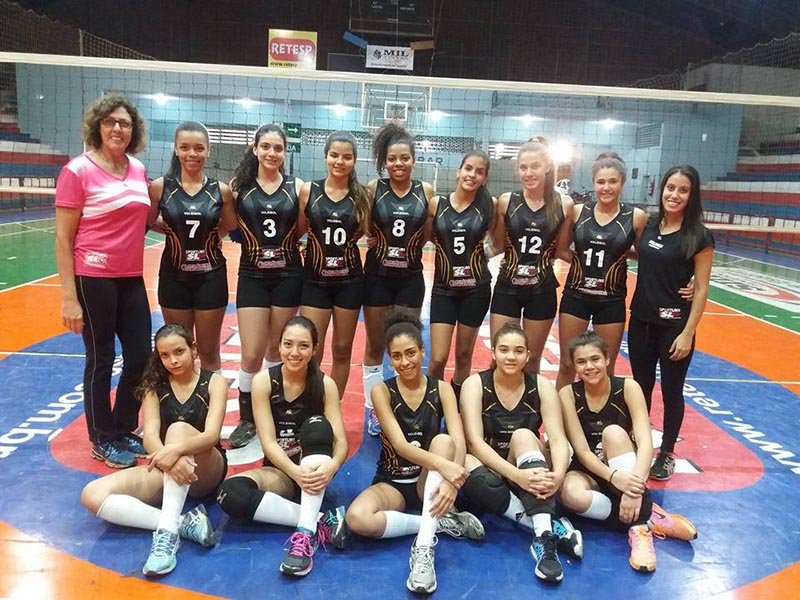 Vôlei Feminino vence pela Copa de Voleibol