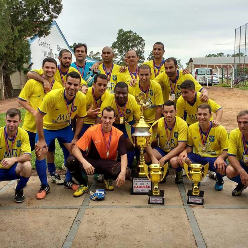 Araponga e Amigos da Vila ganham na 2ª Super Copa de Futebol Mini-Campo