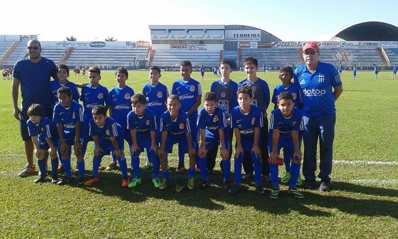 Futebol Menor ganha e empata