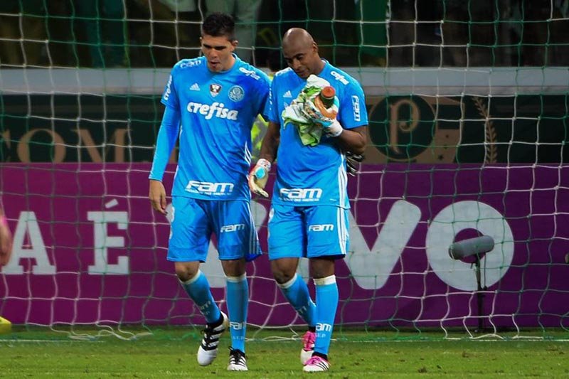 Com Jailson fora, Cuca cogita escalar Vinicius Silvestre no gol do Palmeiras