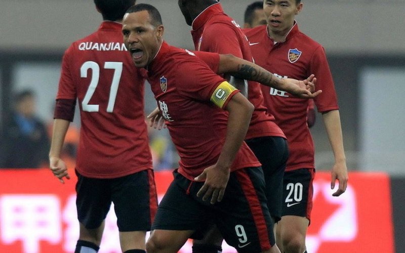 Luis Fabiano não ficará no clube chinês em 2017
