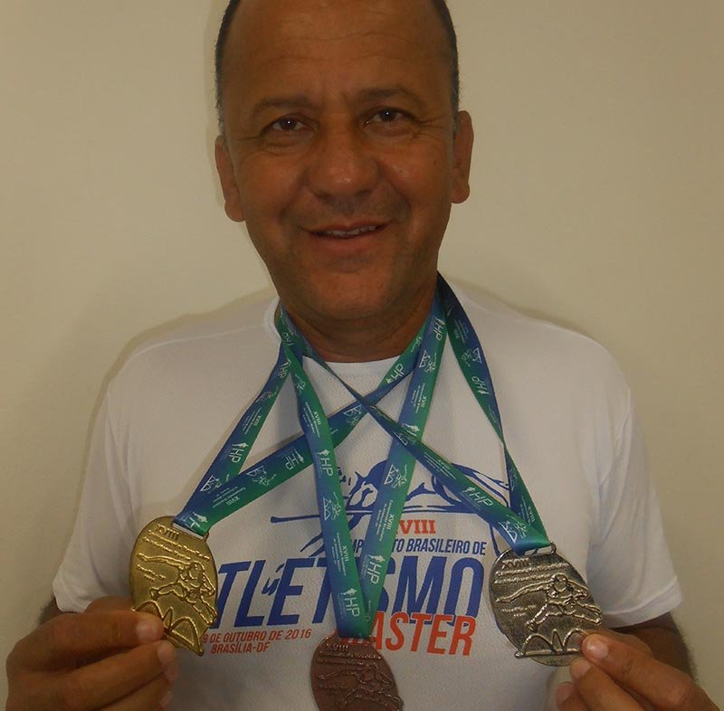 Artur Ribeiro conquista três medalhas em Brasília