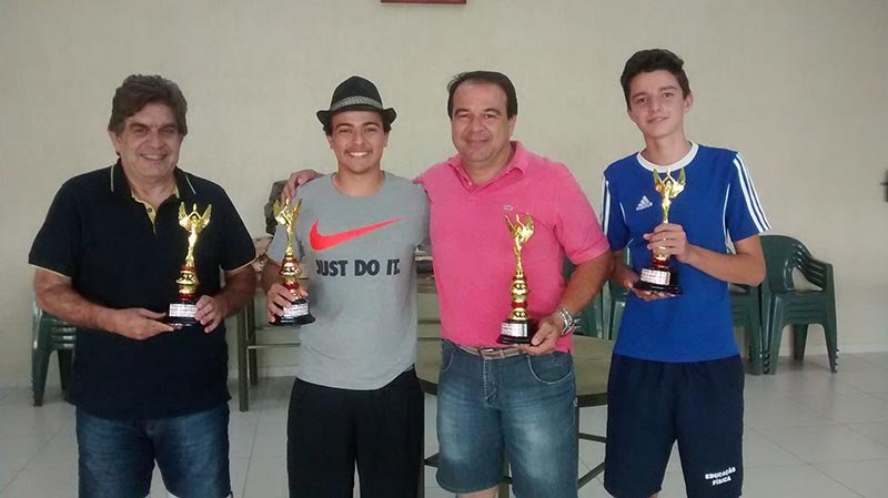 Torneios de bocha e truco são realizados no Clube Penapolense