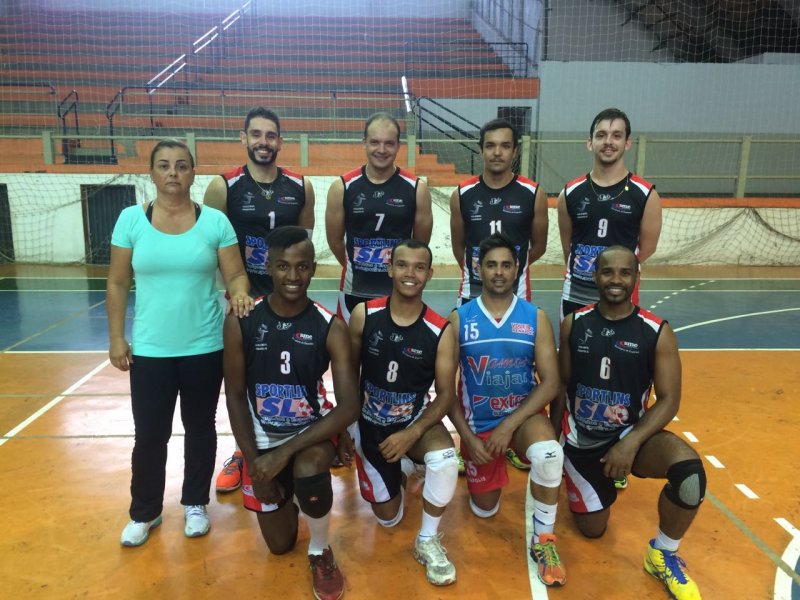 Vôlei Masculino participa de torneio em Birigui