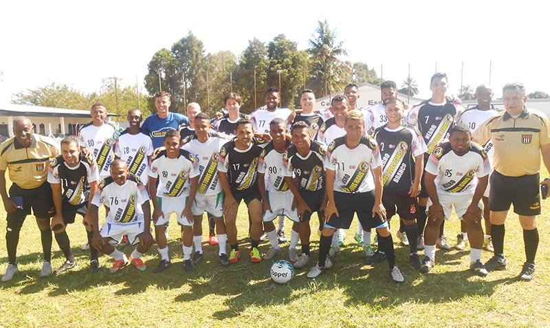 Negros x Brancos foi realizado domingo