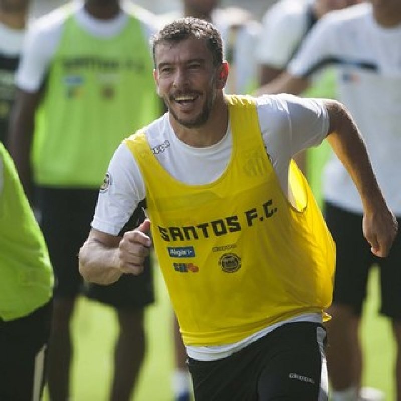 Com Donizete na vaga de Renato, Santos define titulares contra RBB