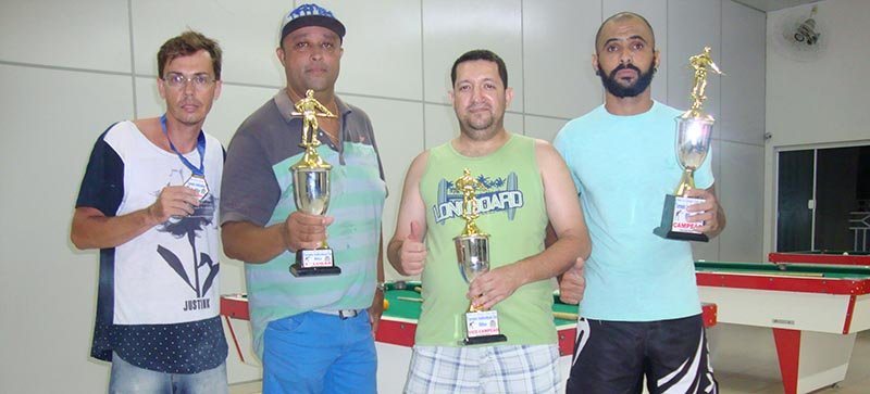 Platini Nunes vence Torneio de Bilhar