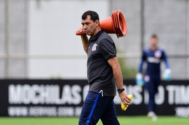Em situação cômoda, Corinthians revê jogo eliminatório em Itaquera
