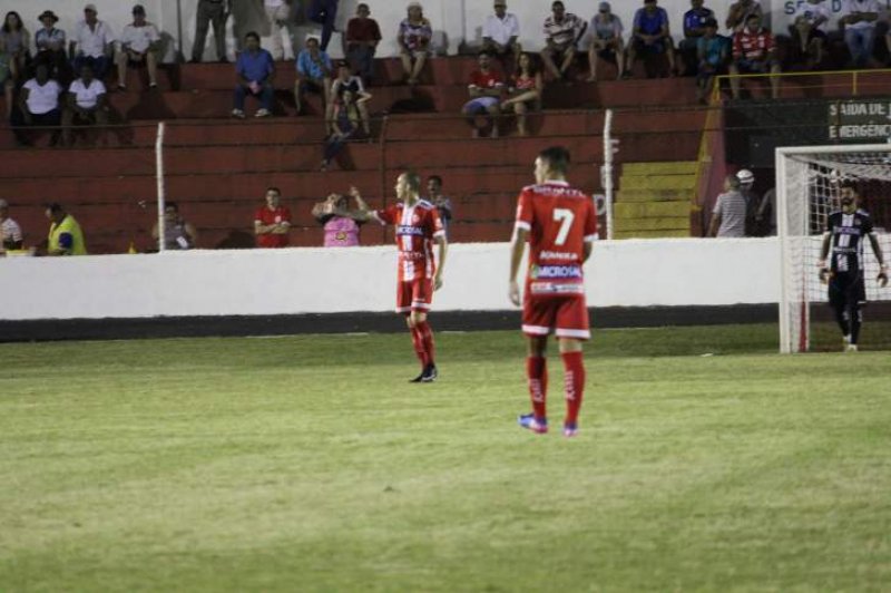 C.A. Penapolense perde jogos e posições
