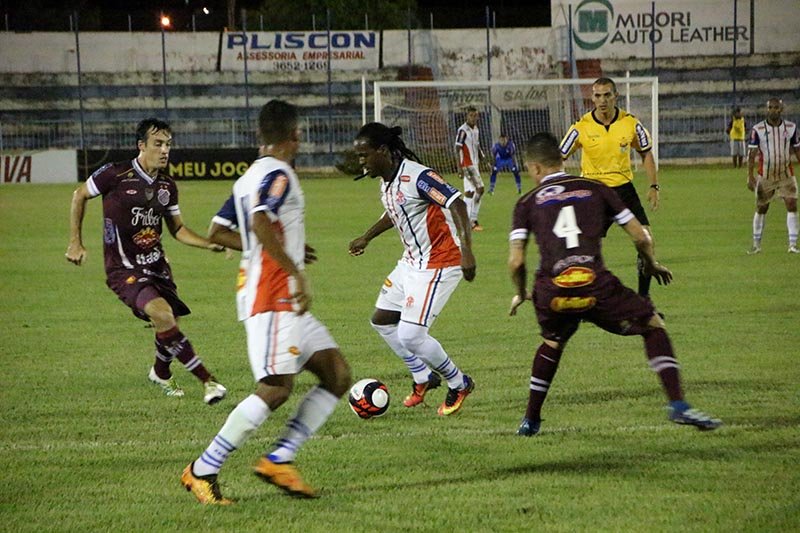 Penapolense empata e fica longe da 2ª fase