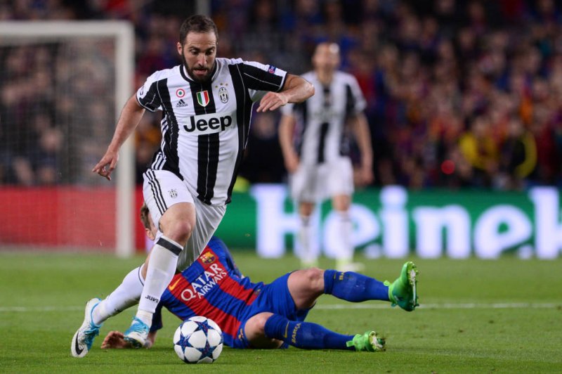 Juventus segura o Barcelona no Camp Nou e se garante nas semis