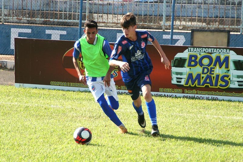Sub-11 e 13 iniciam competição em Batatais 