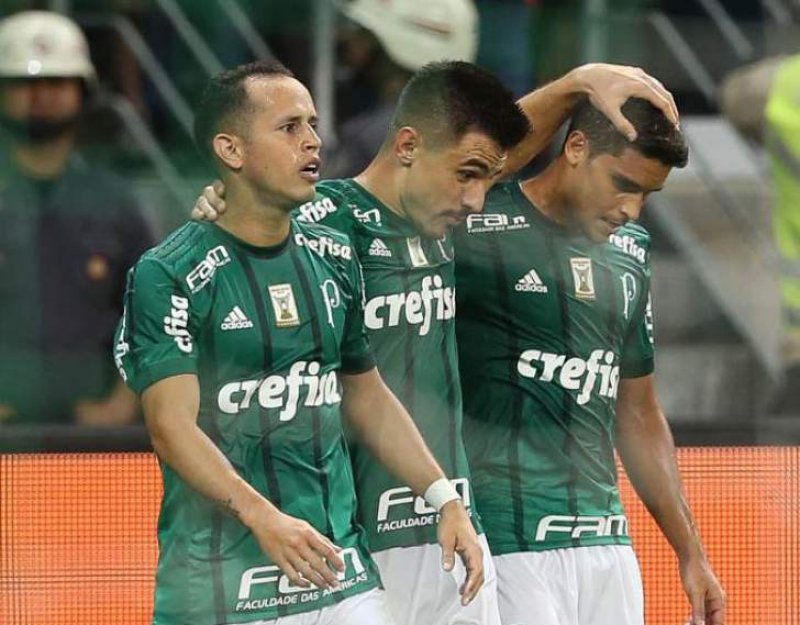 Rodada do Brasileirão tem início com dois clássicos