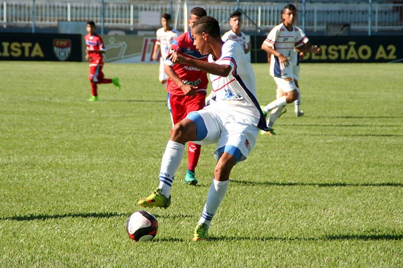 Sub-15 do Penapolense lidera o grupo 1 do Campeonato Paulista