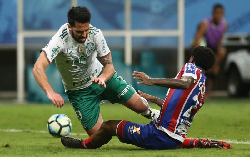 Treino do Palmeiras tem volta de Dudu em treino