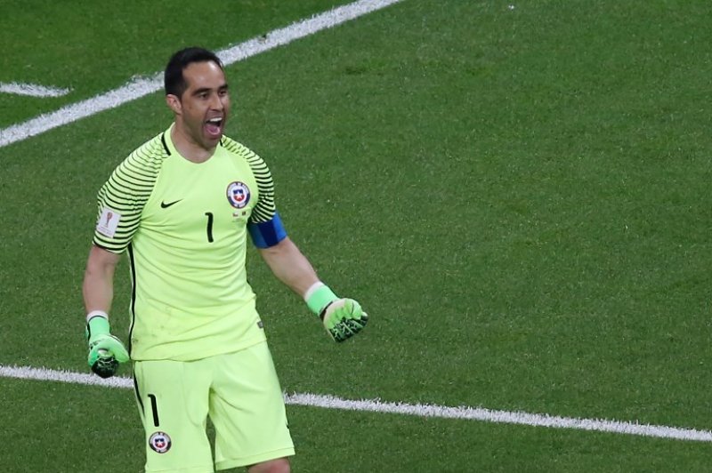 Bravo brilha nos pênaltis, Chile vence Portugal e avança a decisão