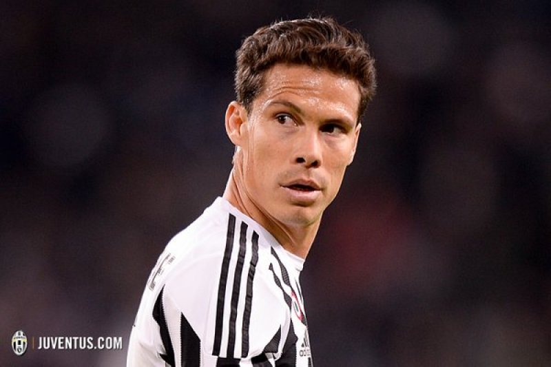 São Paulo anuncia retorno de Hernanes