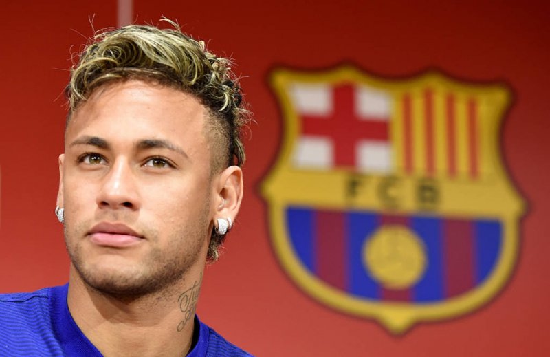 Presidente do Barcelona afirma que Neymar “não está no mercado”