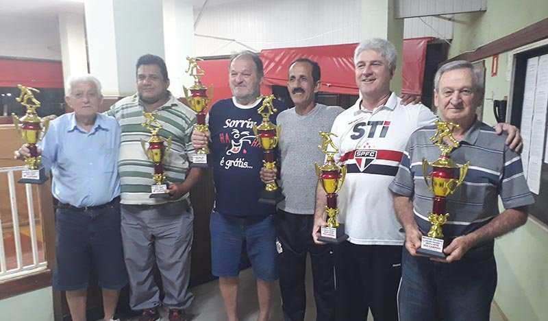 Bocha e truco movimentaram o CP