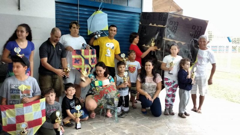 Festival de Pipas reúne 21 associados no clube Lago Azul