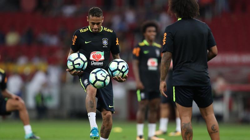 Brasil e Equador se enfrentam hoje pelas eliminatórias